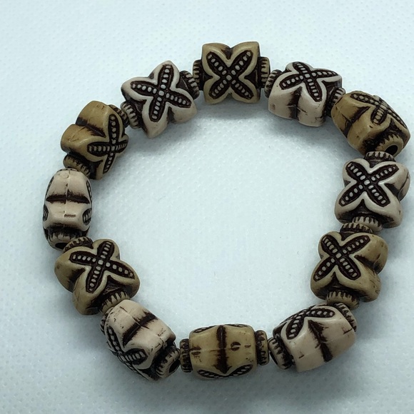 Bracelets - Picture 3 of 3